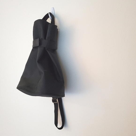 Jil Sander Urban Jungle Minimalist Black One-Strap Backpack - Picture 12 of 16